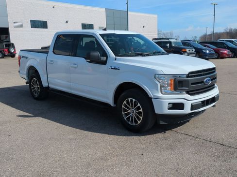 Used 2019 Ford F150 XLT w/ Equipment Group 302A Luxury image 2