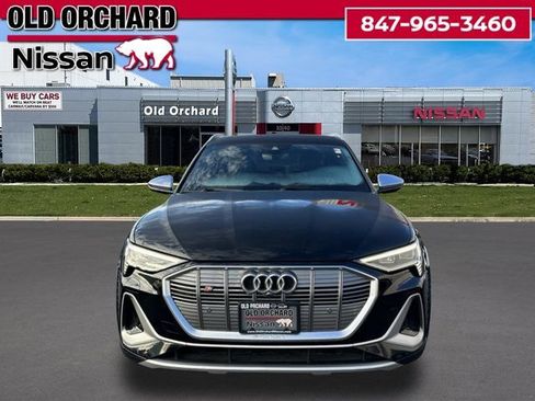 Used 2022 Audi e-tron S Premium Plus AWD/4WD image 2