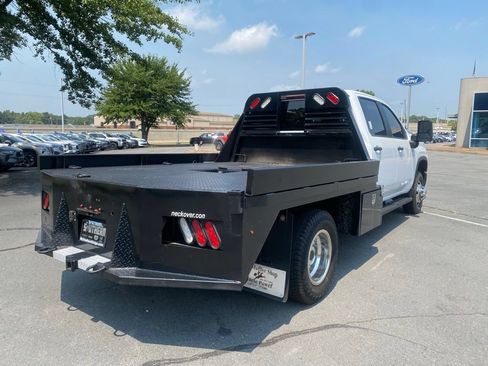 Used 2024 Chevrolet Silverado 3500 W/T w/ WT Convenience Package AWD/4WD image 7