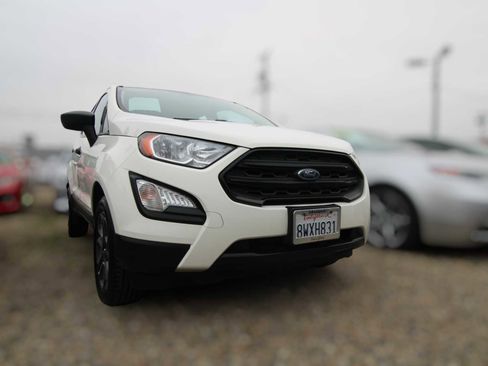 Used 2021 Ford EcoSport S image 9