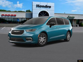New 2025 Chrysler Pacifica Select w/ Uconnect Theater Family Group image 1