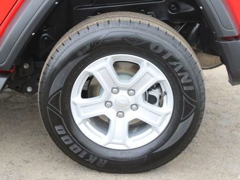 Used 2022 Jeep Wrangler Unlimited Sport AWD/4WD image 6