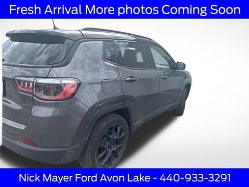 Used 2023 Jeep Compass Latitude AWD/4WD image 4