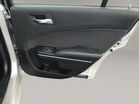 Used 2019 Dodge Charger SXT AWD/4WD image 50