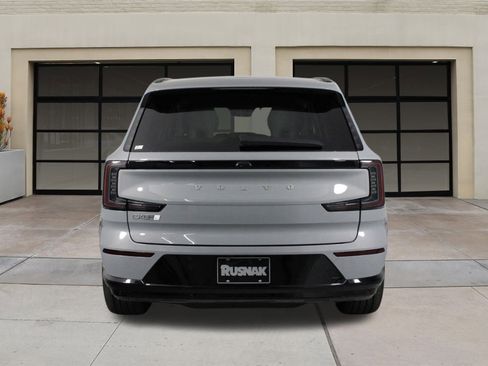 New 2025 Volvo EX90 Plus image 4