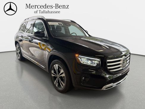 Used 2026 Mercedes-Benz GLB 250 image 3