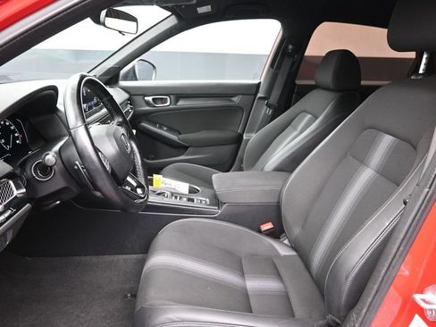 Used 2023 Honda Civic Sport image 12