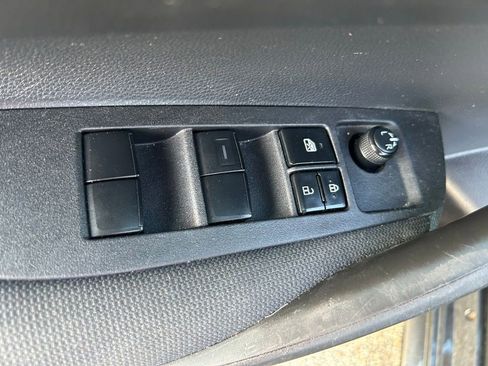 Used 2022 Toyota Corolla LE FWD image 15