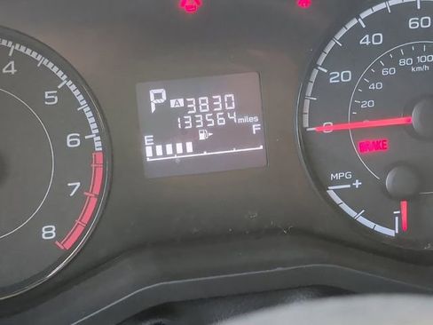 Used 2019 Subaru Crosstrek 2.0i Premium image 25