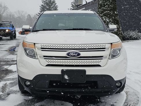 Used 2014 Ford Explorer Limited image 9