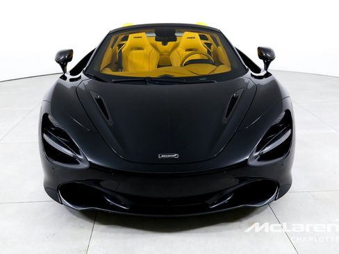 Used 2022 McLaren 720S Spider RWD image 5