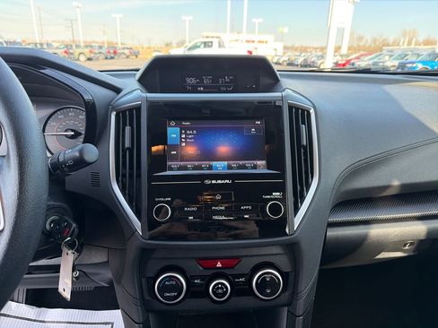 Used 2023 Subaru Crosstrek 2.0i image 17