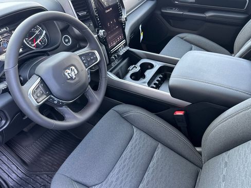 New 2026 RAM 1500 4x4 Crew Cab image 10