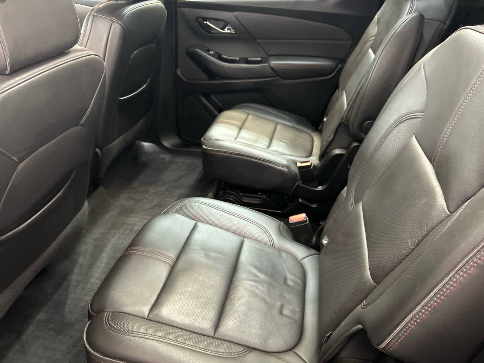 Used 2023 Chevrolet Traverse RS AWD/4WD image 10