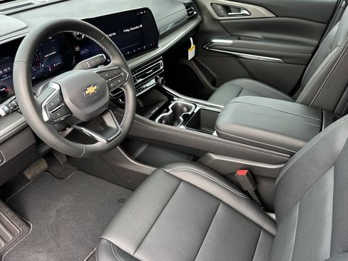 New 2026 Chevrolet Traverse LT w/ LPO, Illumination Package image 10