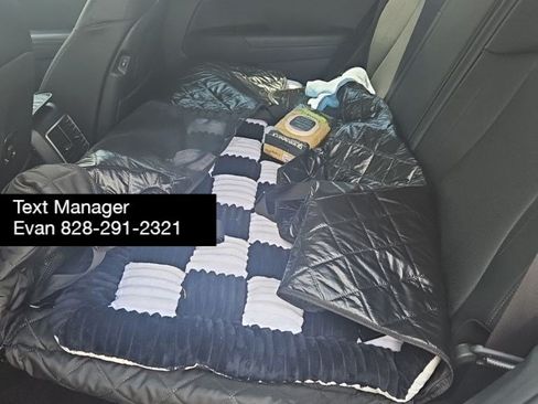 Used 2025 Kia Sportage EX FWD image 8