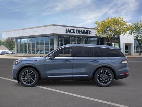 New 2026 Lincoln Aviator Reserve AWD/4WD image 3