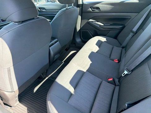 Certified 2025 Nissan Altima 2.5 S FWD image 12