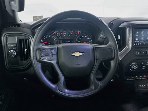 Used 2025 Chevrolet Silverado 1500 Custom RWD image 17