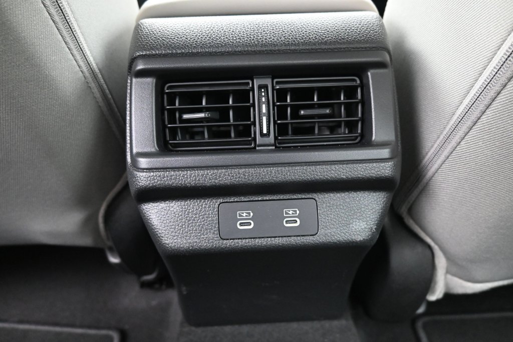 Used 2025 Honda Accord SE image 16