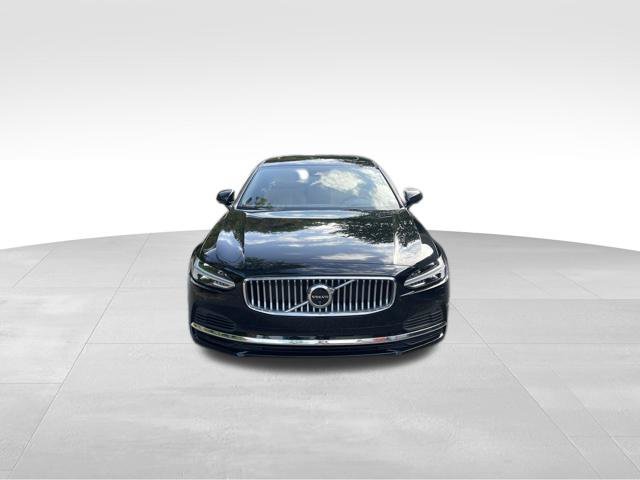 Certified 2024 Volvo S90 T8 Ultimate w/ Lounge Package AWD/4WD image 3