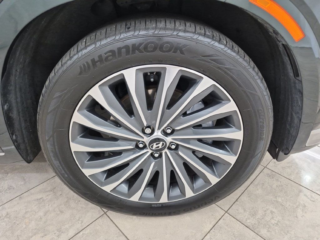 Used 2025 Hyundai Palisade Calligraphy AWD/4WD image 12