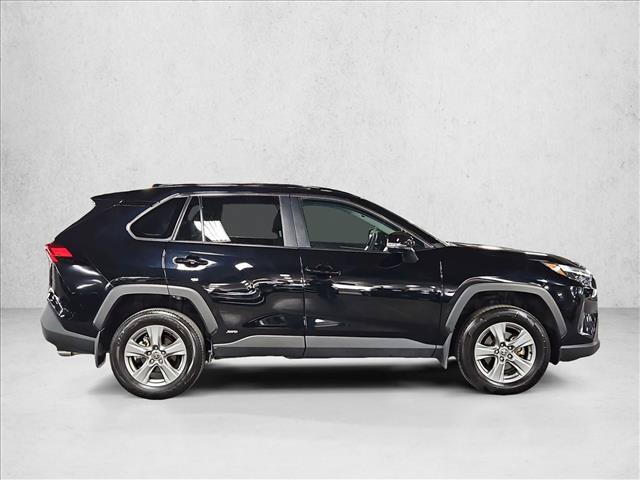 Used 2024 Toyota RAV4 XLE AWD/4WD image 4