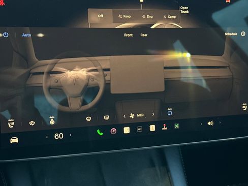 Used 2023 Tesla Model 3 Standard Range image 19