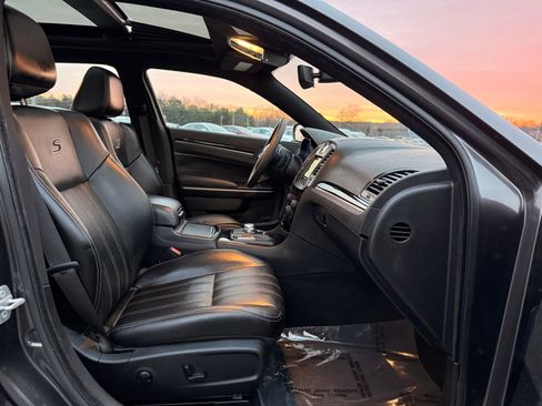 Used 2023 Chrysler 300 S image 26