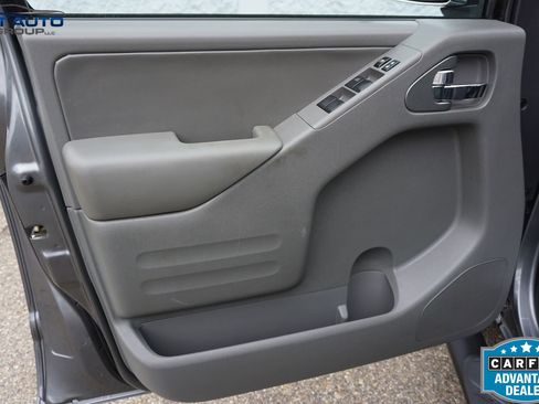 Used 2019 Nissan Frontier SL AWD/4WD image 24