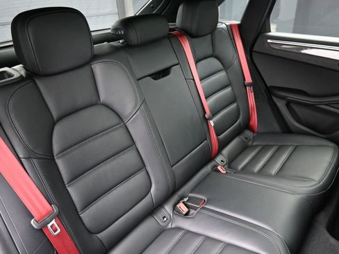 Certified 2024 Porsche Macan GTS AWD/4WD image 29
