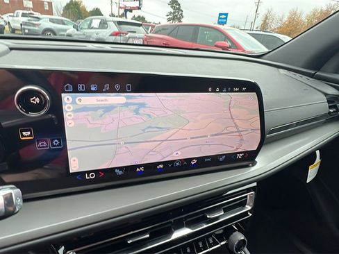 New 2026 Chevrolet Traverse LT image 25