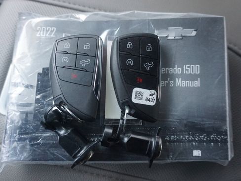 Used 2022 Chevrolet Silverado 1500 LTZ image 37