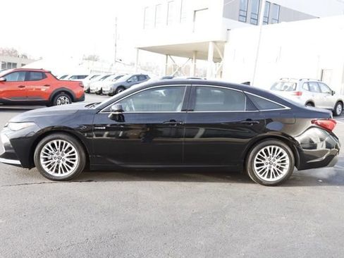 Used 2021 Toyota Avalon Limited w/ Advanced Safety Package image 6