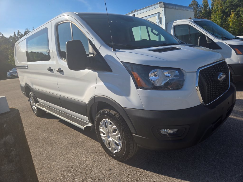 Used 2025 Ford Transit 250 Low Roof w/ Exterior Upgrade Package RWD image 2