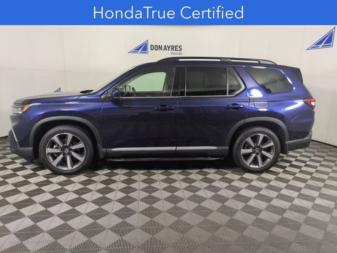 Certified 2025 Honda Pilot Elite image 2