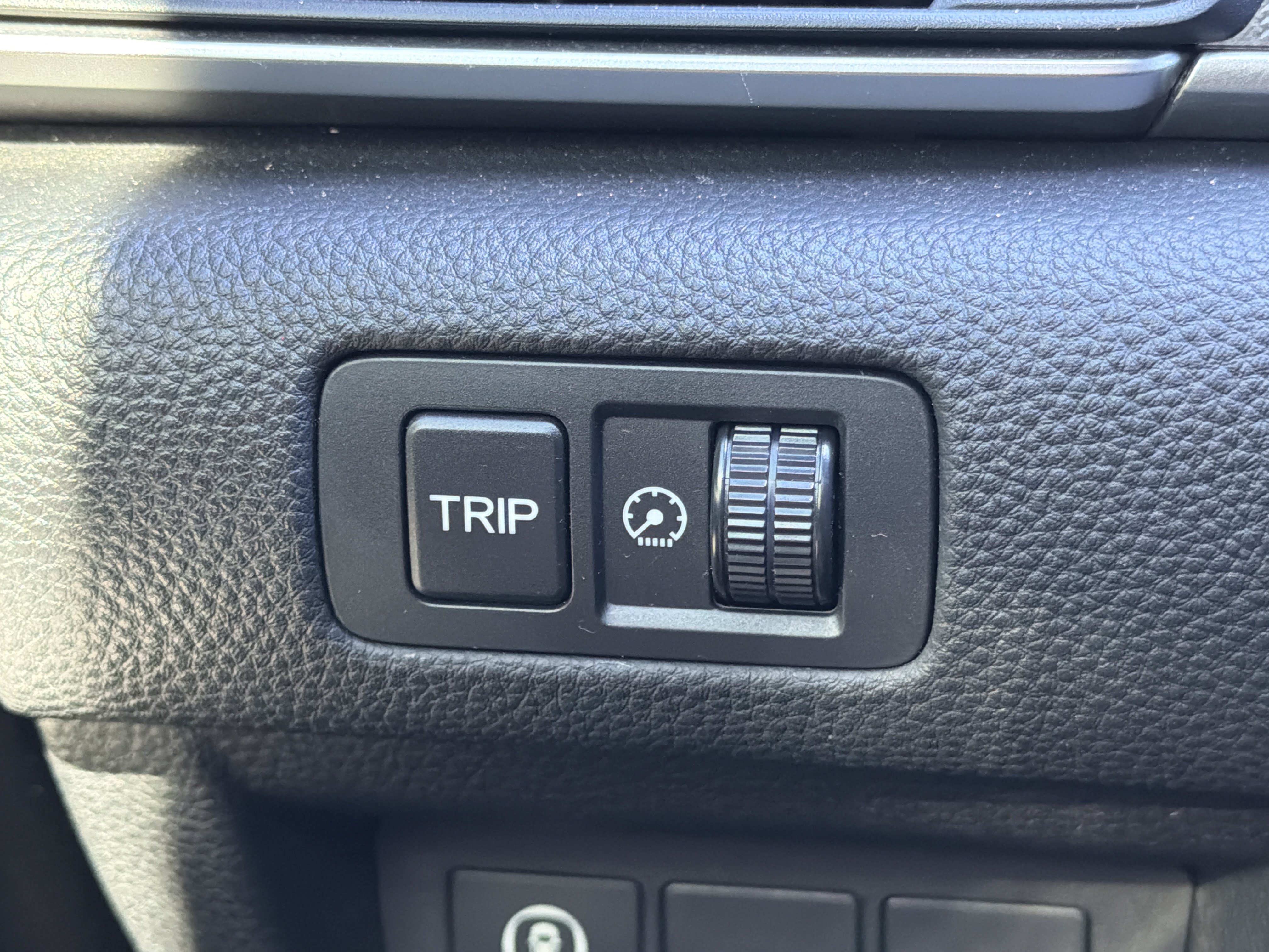 Used 2018 Honda Accord Sport image 13