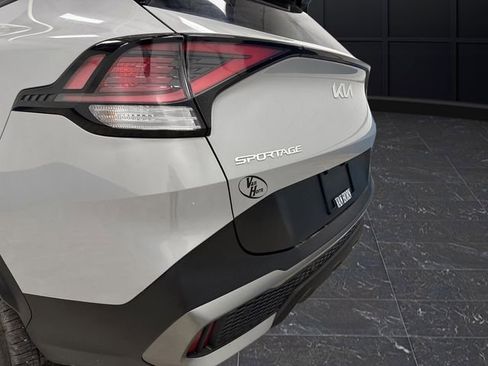 Used 2023 Kia Sportage X-Line image 32