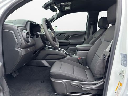 New 2026 Chevrolet Colorado W/T image 9