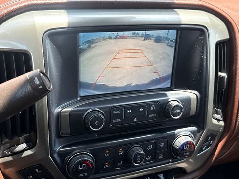 Used 2017 Chevrolet Silverado 3500 High Country w/ Duramax Plus Package AWD/4WD image 25