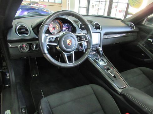 Used 2024 Porsche 718 Boxster GTS w/ GTS Interior Package image 12