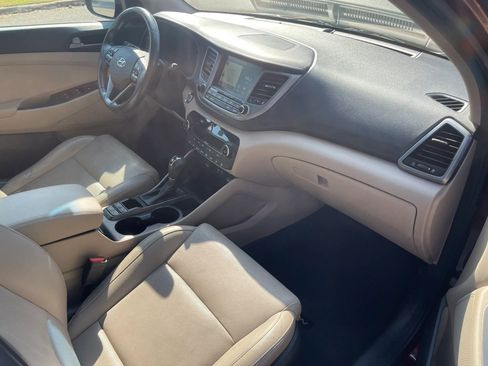 Used 2016 Hyundai Tucson Limited w/ Option Group 03 image 14