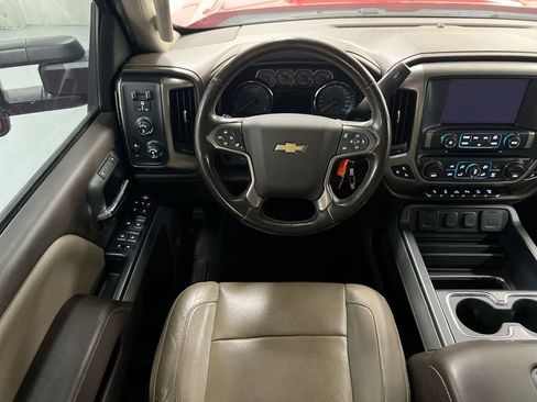 Used 2019 Chevrolet Silverado 2500 LTZ w/ Duramax Plus Package image 20