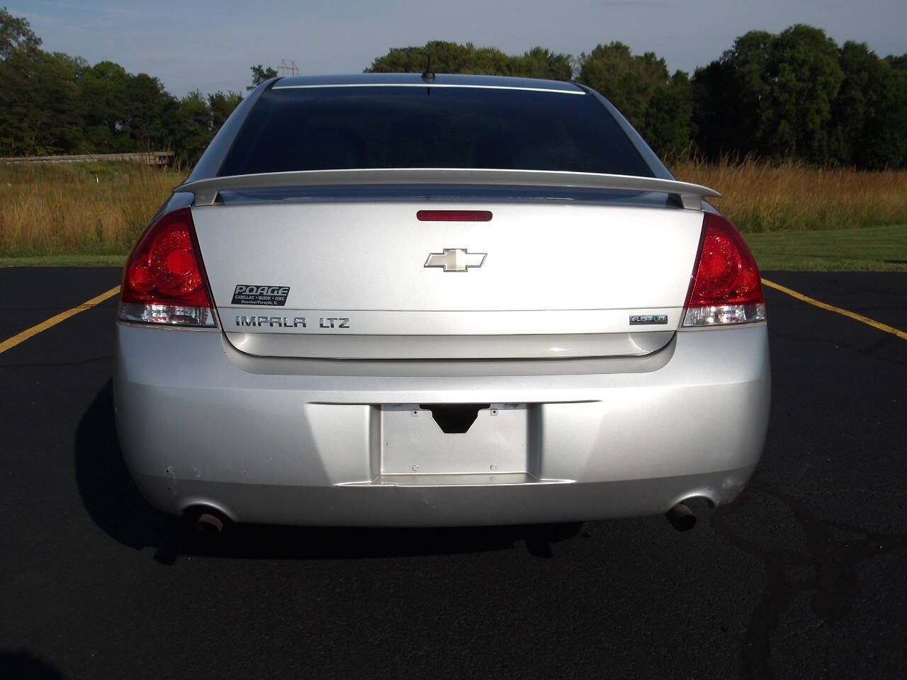 Used 2013 Chevrolet Impala LTZ FWD image 35