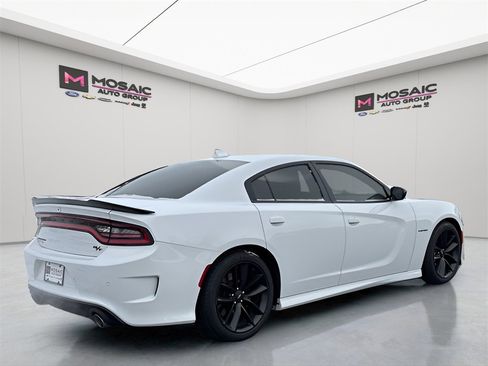 Used 2022 Dodge Charger R/T w/ Plus Group image 7