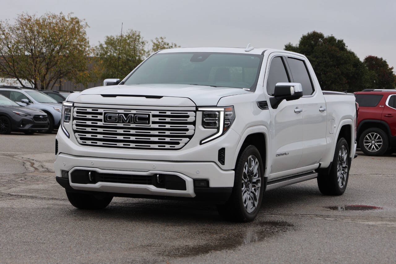 Used 2023 GMC Sierra 1500 Denali Ultimate AWD/4WD image 6