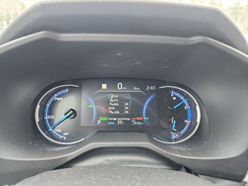 Certified 2024 Toyota RAV4 XLE w/ Convenience Package image 18