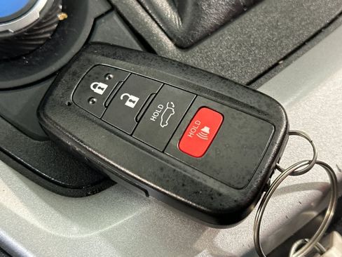Used 2021 Toyota RAV4 XSE w/ XSE Grade Weather Package AWD/4WD image 29