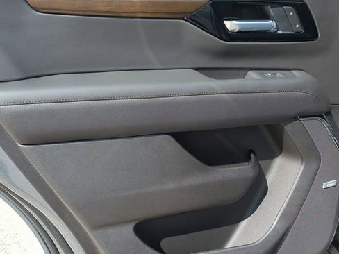 New 2026 Chevrolet Tahoe High Country image 9