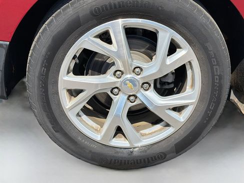 Used 2018 Chevrolet Equinox LT FWD image 10